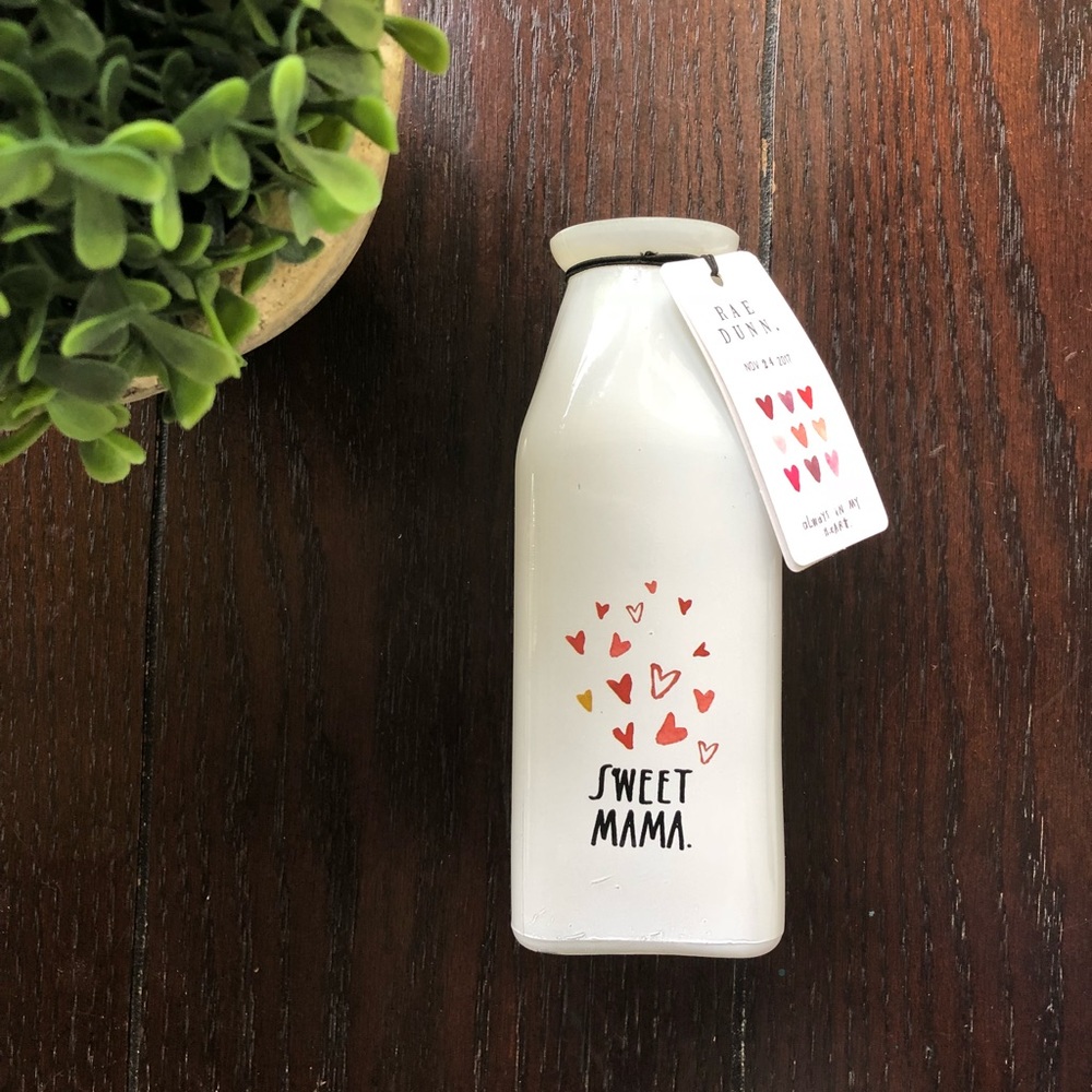 NWT Rae Dunn “sweet mom” vase